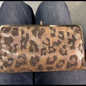 Hobo Lauren wallet in cheetah metallic